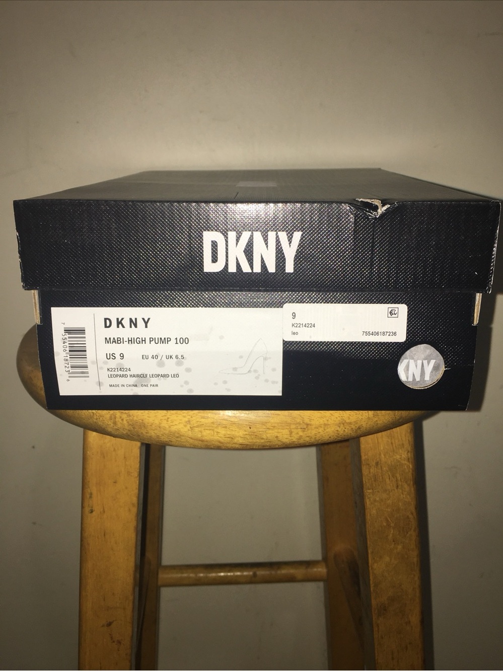 DKNY Leopard Print Pointed Toe Stiletto Pumps - Women's - Picture 3 of 3